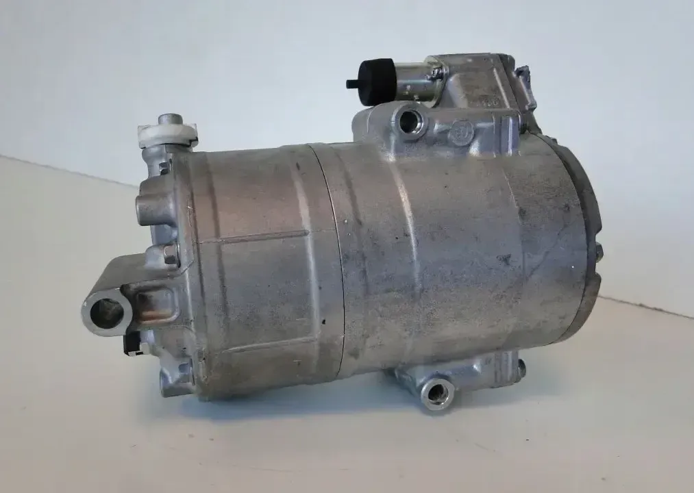 a0008300301   air conditioner compressor